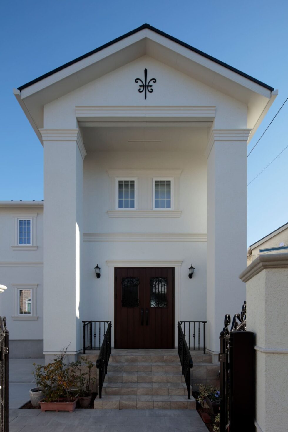 クラシカルで美しいエントランス