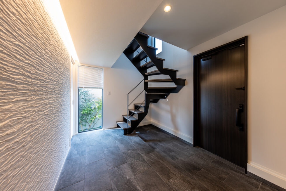 開放感のあるエントランス空間