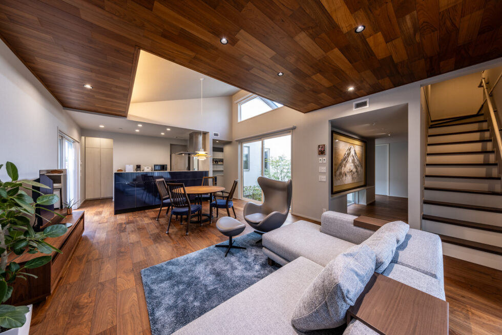 緑に包まれる心地よいLDK