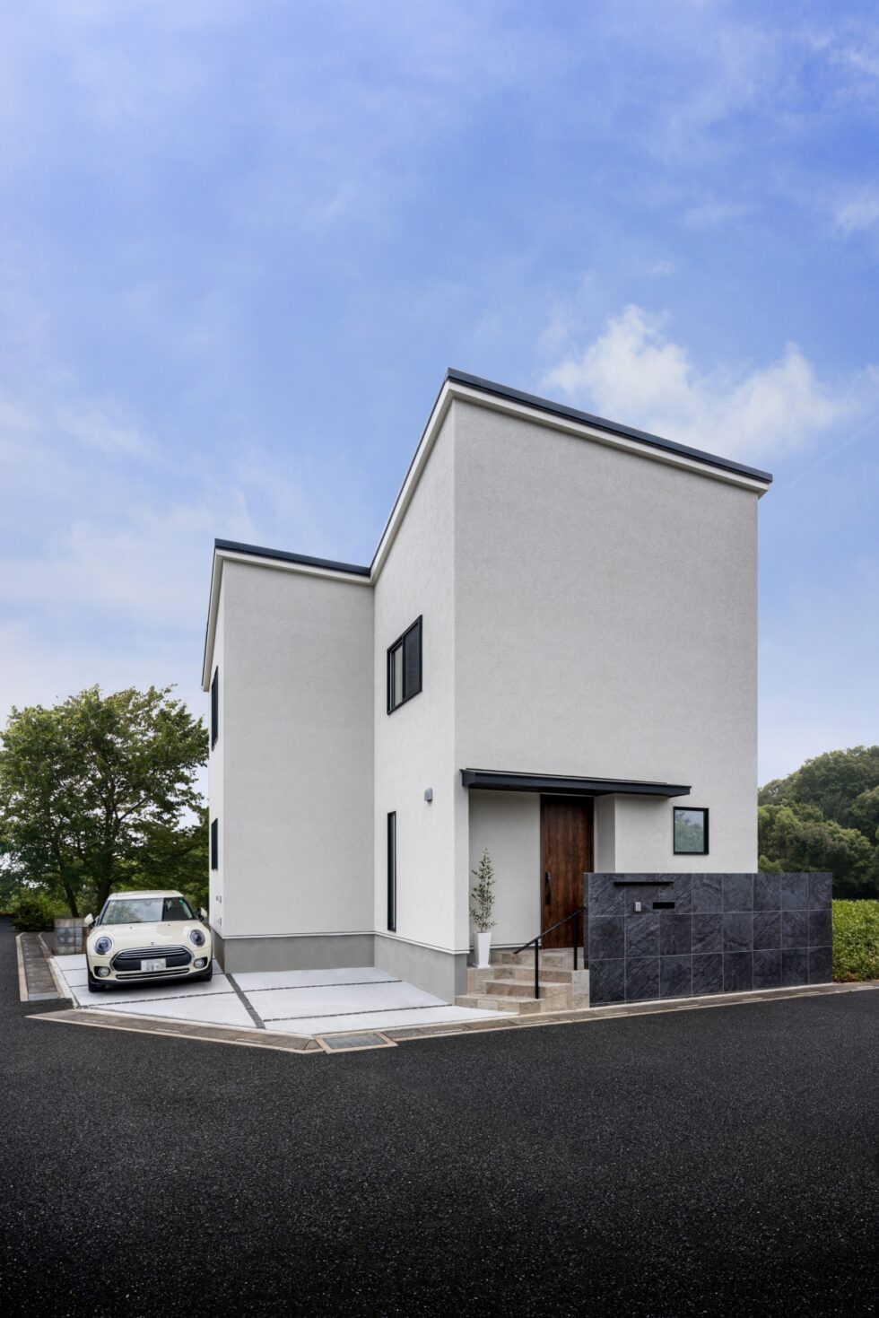 シンプルでモダンな注文住宅の外観